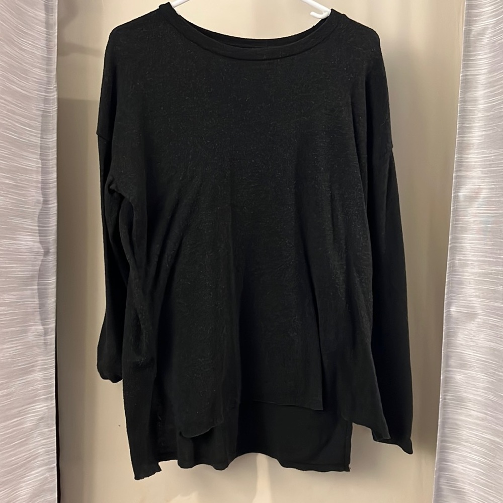 American Eagle black plush sweater. Size medium